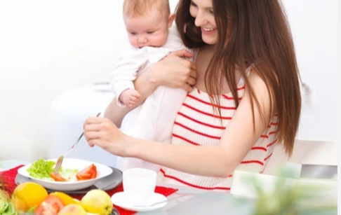 Breastfeeding and Nutrition: What New Moms Should Know