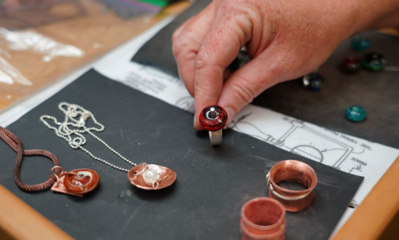 Wire Jewelry – A Complete Guide to Art, Techniques, and Business Opportunities